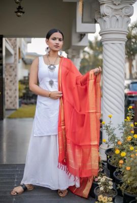 Kosa Silk Handwoven Dupatta